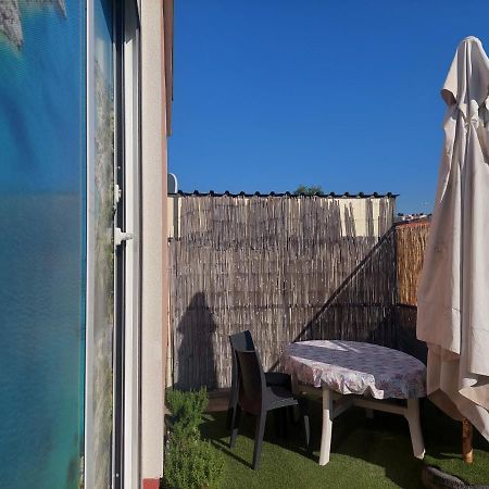 Apartmani Stobrec スプリト エクステリア 写真