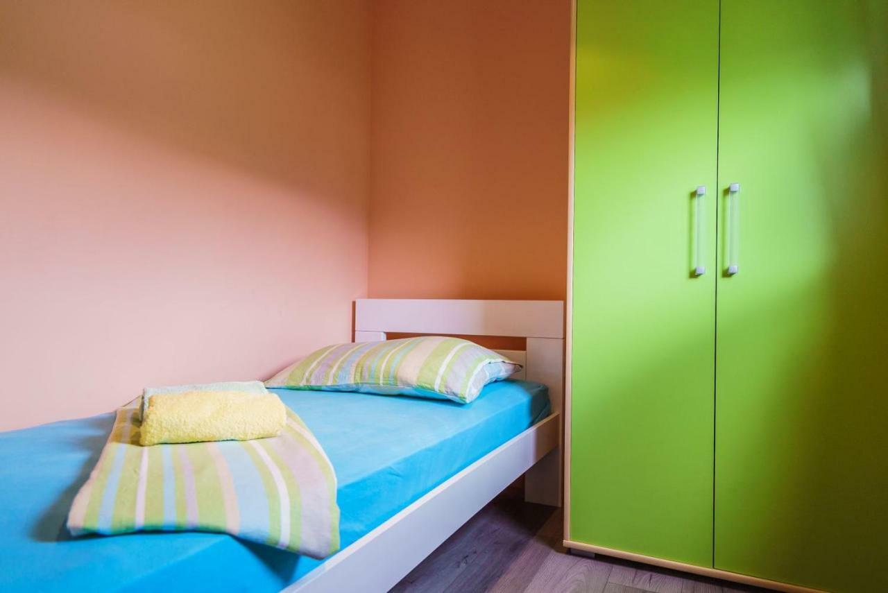Apartmani Stobrec スプリト エクステリア 写真