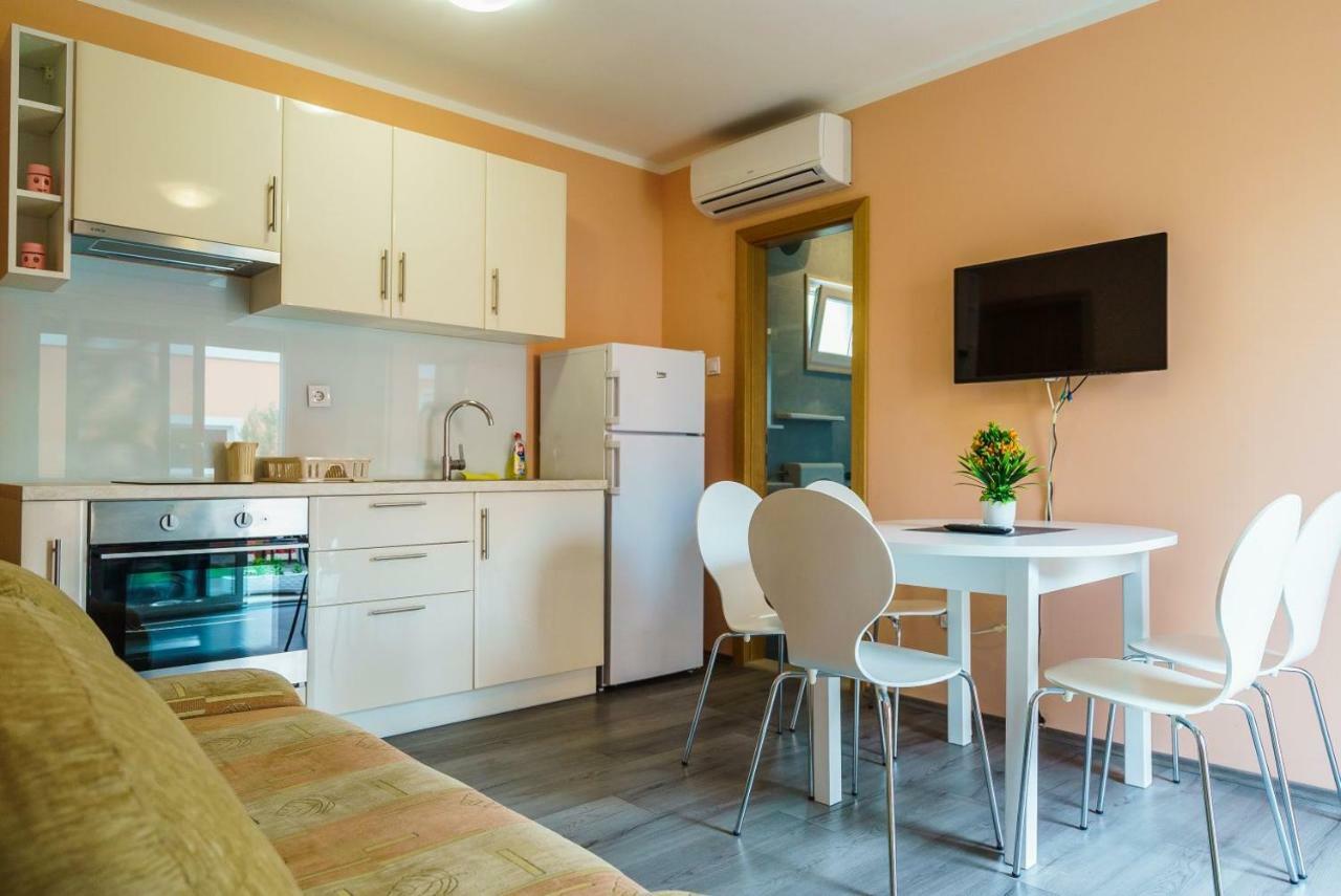Apartmani Stobrec スプリト エクステリア 写真