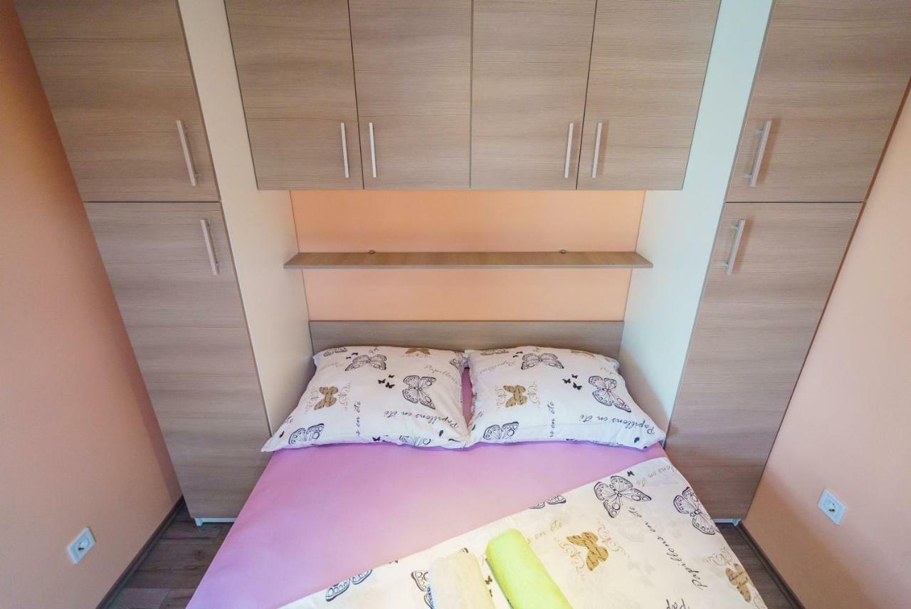 Apartmani Stobrec スプリト エクステリア 写真