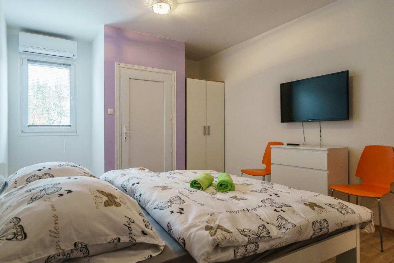 Apartmani Stobrec スプリト エクステリア 写真