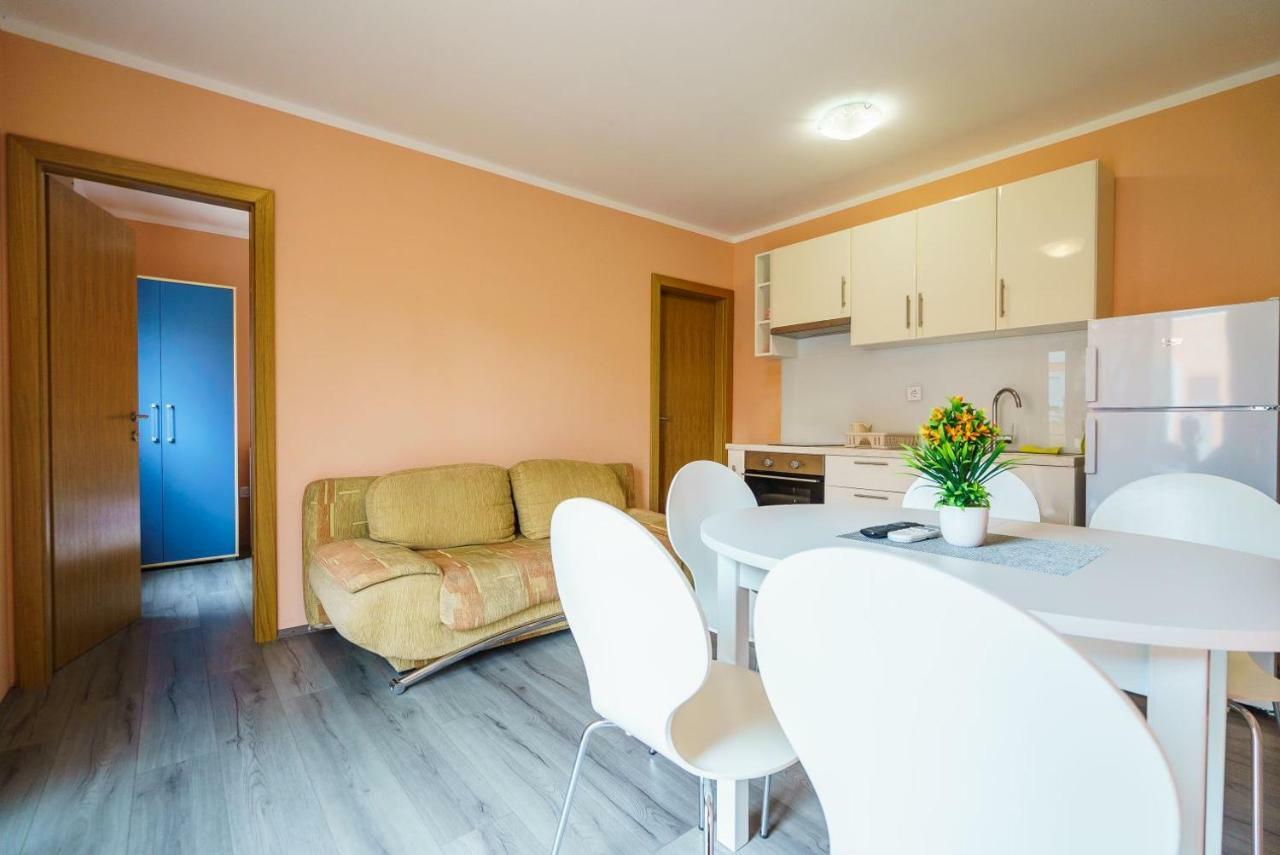 Apartmani Stobrec スプリト エクステリア 写真