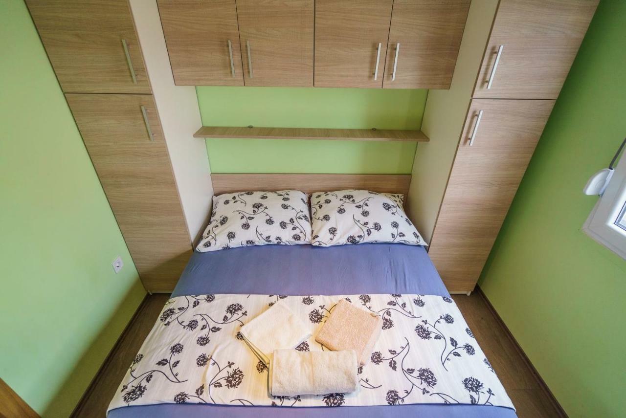 Apartmani Stobrec スプリト エクステリア 写真