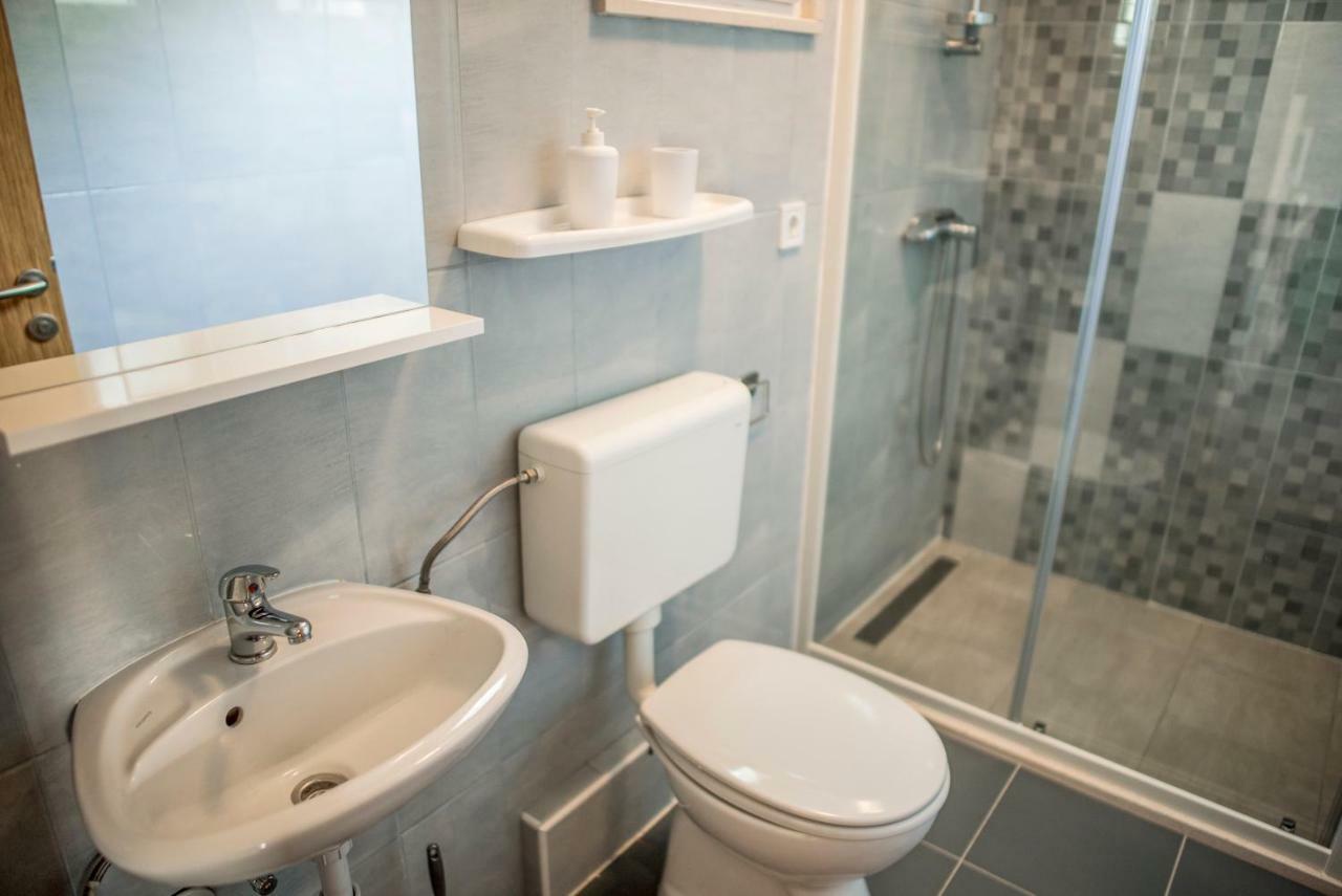Apartmani Stobrec スプリト エクステリア 写真